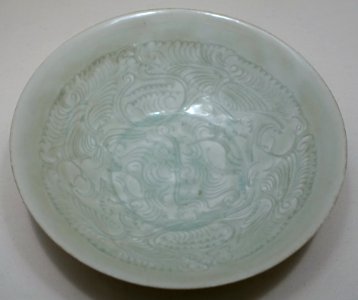 Bowl, qingbai ware, China, Southern Song dynasty, 1127-1279 AD, porcelain, incised decoration, transparent bluish glaze - Dallas Museum of Art - DSC05119