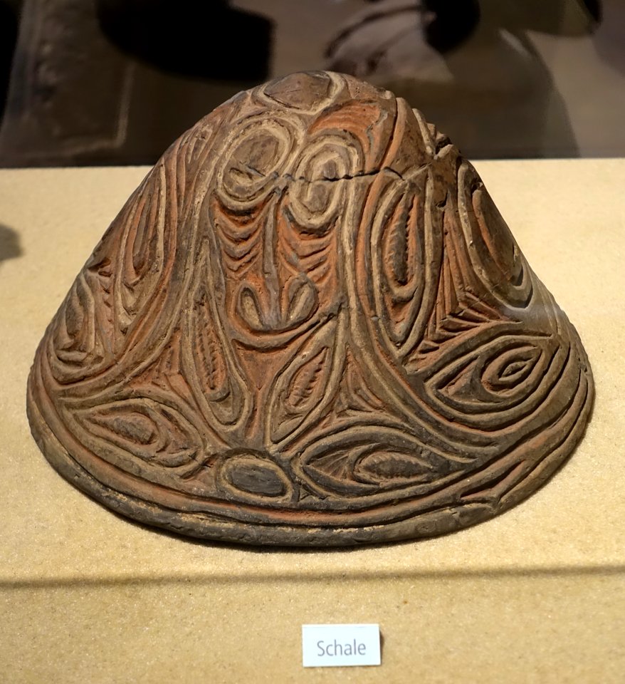 Bowl - Naturhistorisches Museum Nürnberg - Nuremberg, Germany - DSC03844