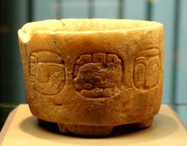 Bowl - Classic Maya - Ethnological Museum, Berlin - DSC00707