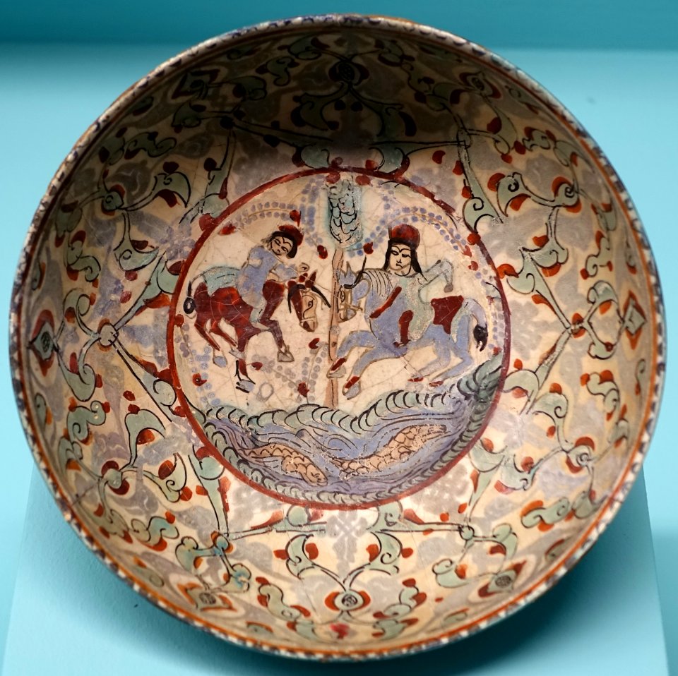 Bowl, Minai ware, Iran, late 12th century AD, quartz frit ceramic - Linden-Museum - Stuttgart, Germany - DSC03878