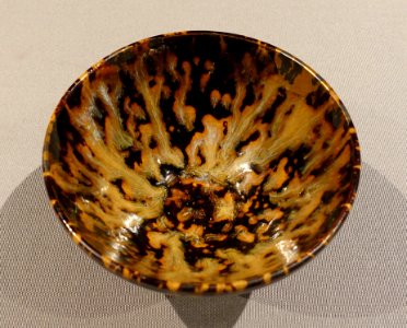 Bowl, Jizhou ware, China, Southern Song dynasty, 1100s-1200s AD, ceramic, glaze with tortoiseshell pattern - Tokyo National Museum - Tokyo, Japan - DSC08409