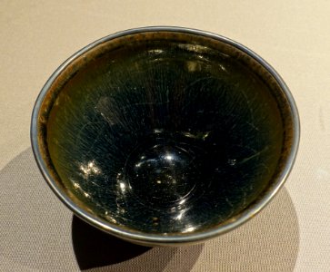 Bowl, Jian ware, China, Southern Song dynasty, 1100s-1200s AD, ceramic, black glaze with hare's fur marks - Tokyo National Museum - Tokyo, Japan - DSC08430