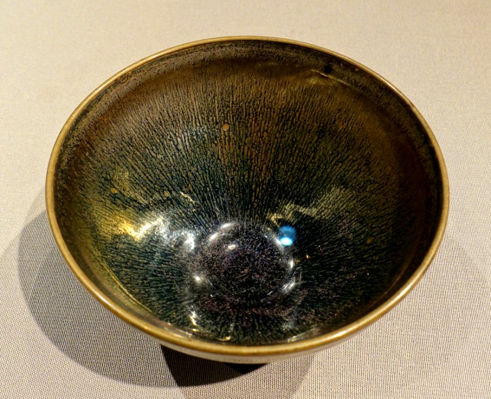 Bowl, Jian ware, China, Southern Song dynasty, 1100s-1200s AD, ceramic, black glaze with hare's fur marks - Tokyo National Museum - Tokyo, Japan - DSC08422