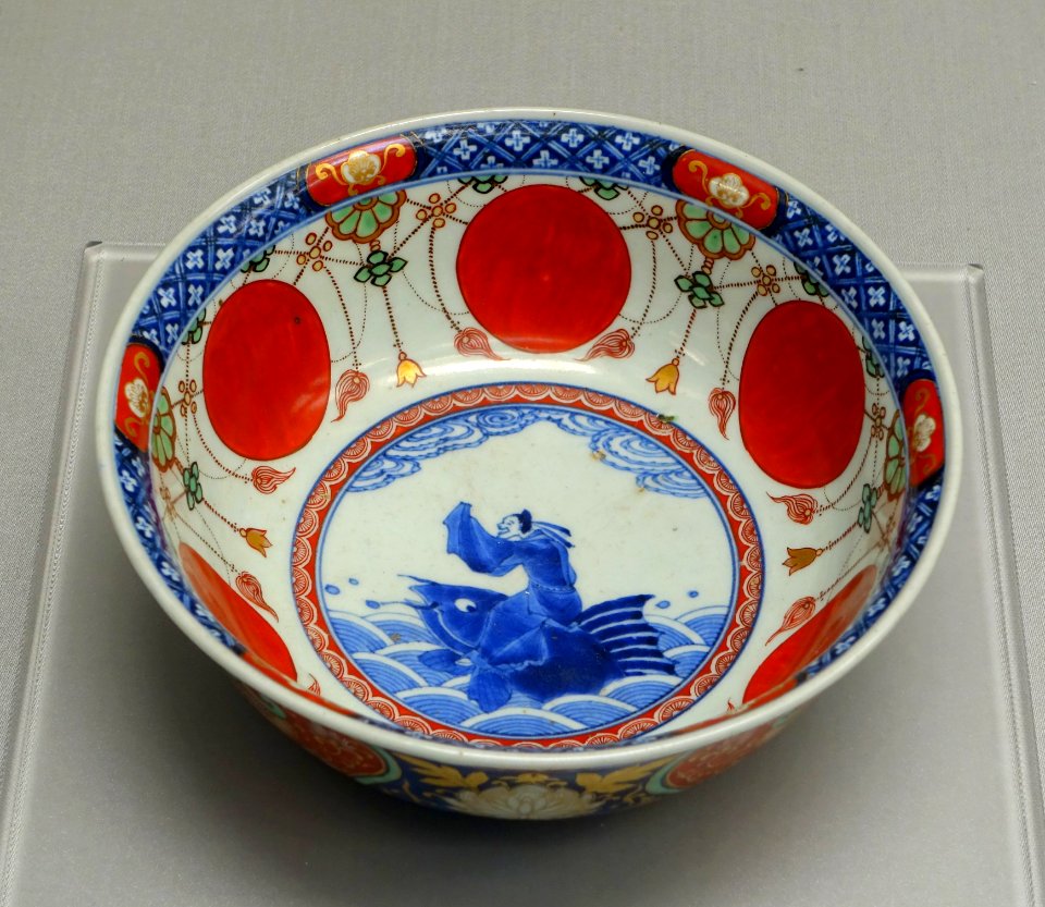 Bowl with Qin Gao, Imari ware, Japan, Edo period, 1600s-1700s AD, ceramic, overglaze enamel - Tokyo National Museum - Tokyo, Japan - DSC08983