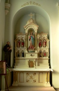 Bow Valley SS Peter-Paul Mary altar