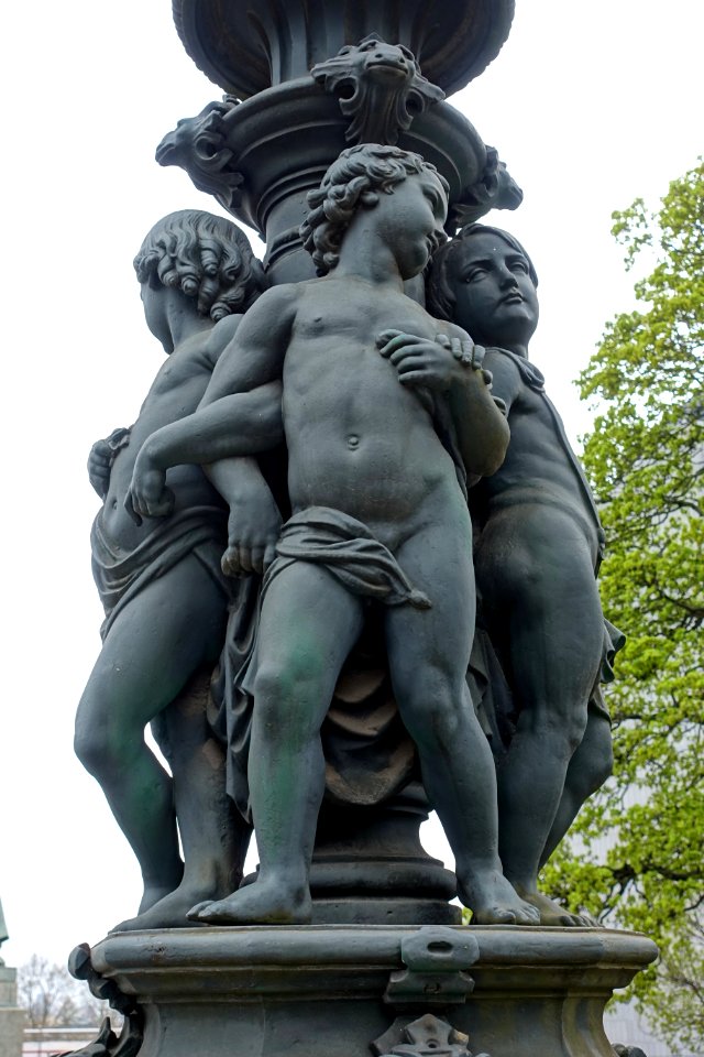 Boys by Guillaume Geefs - Congress Column - Brussels, Belgium - DSC06927