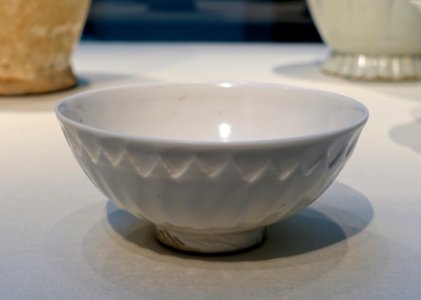 Bowl, China, Ding-related ware, Liao dynasty, 1000s AD, porcelain, colorless glaze - Freer Gallery of Art - DSC04922