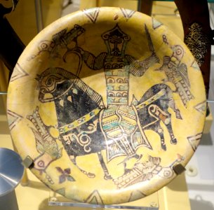 Bowl with a rider hunting with a falcon, Iran, Nishapur, 9th-10th century, slipped, painted, and glazed earthenware - Royal Ontario Museum - DSC04580