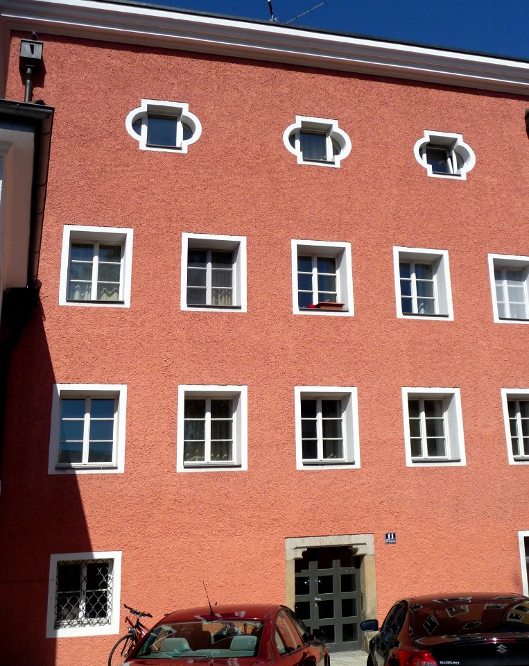 Bräugasse 11