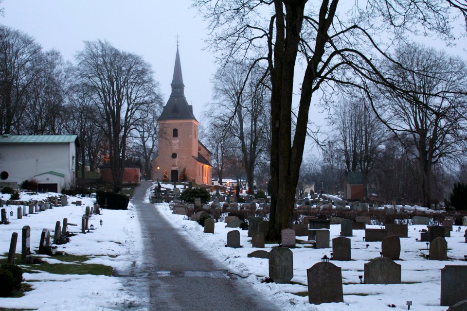 Brännkyrka kyrka 2013a