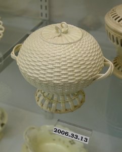 Bowl, Staffordshire or Yorkshire, England, 1790-1800, creamware, HD 2006.33.13 - Flynt Center of Early New England Life - Deerfield, Massachusetts - DSC04745