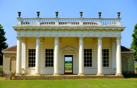 Bowling Green House - Wrest Park - Bedfordshire, England - DSC08044
