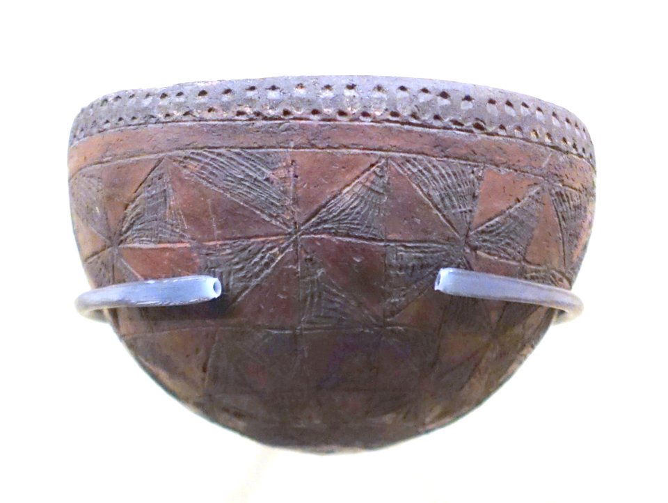 Bowl with incised decoration, Adindan, Nubia, Cemetery T, tomb 123, C-group IIa, 2000-1750 BC, ceramic - Oriental Institute Museum, University of Chicago - DSC08029