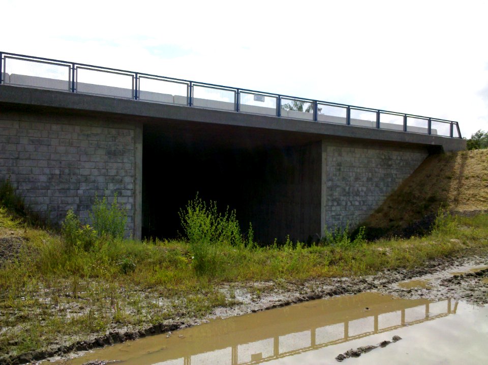 Brücke der BAB 72 die Verbindung von Espenhain nach Kahnsdorf querend im Juni 2016