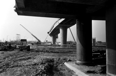 Bouw metro te Rotterdam (waar de trein bovengronds gaat rijden), Bestanddeelnr 917-5933