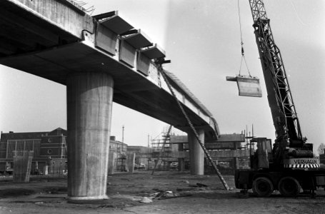 Bouw metro te Rotterdam (waar de trein bovengronds gaat rijden), Bestanddeelnr 917-5931