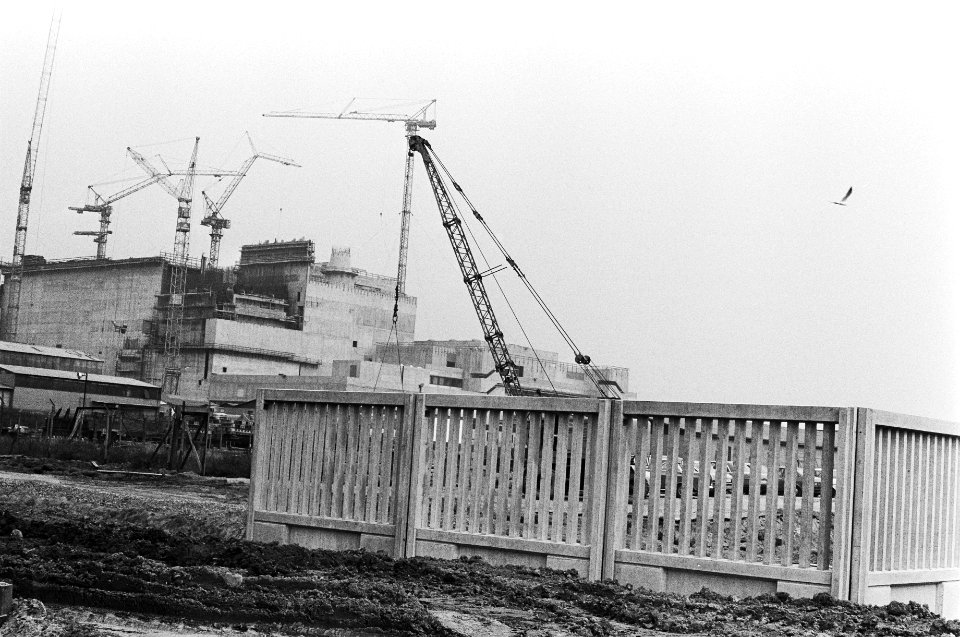 Bouw muur rond kerncentrale Kalkar, Bestanddeelnr 929-3318