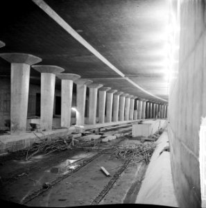 Bouw metro in Rotterdam, de bouw van het metrostation, Bestanddeelnr 916-9109