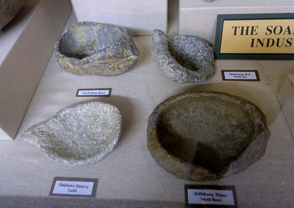 Bowls, cup, and ladle, Transitional Archaic Phase, c. 4000-2700 years ago, steatite (soapstone) - Robbins Museum - Middleborough, Massachusetts - DSC03696
