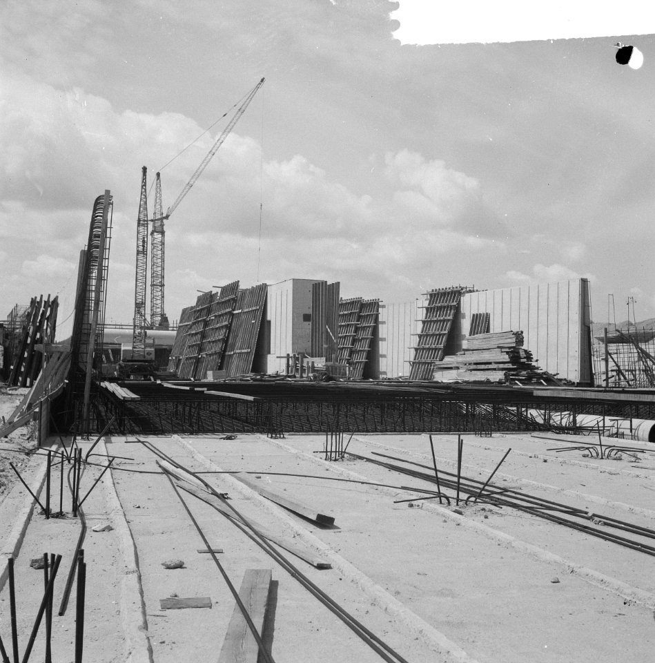 Bouw IJtunnel, een overzicht tunnelingang noord, Bestanddeelnr 916-6058