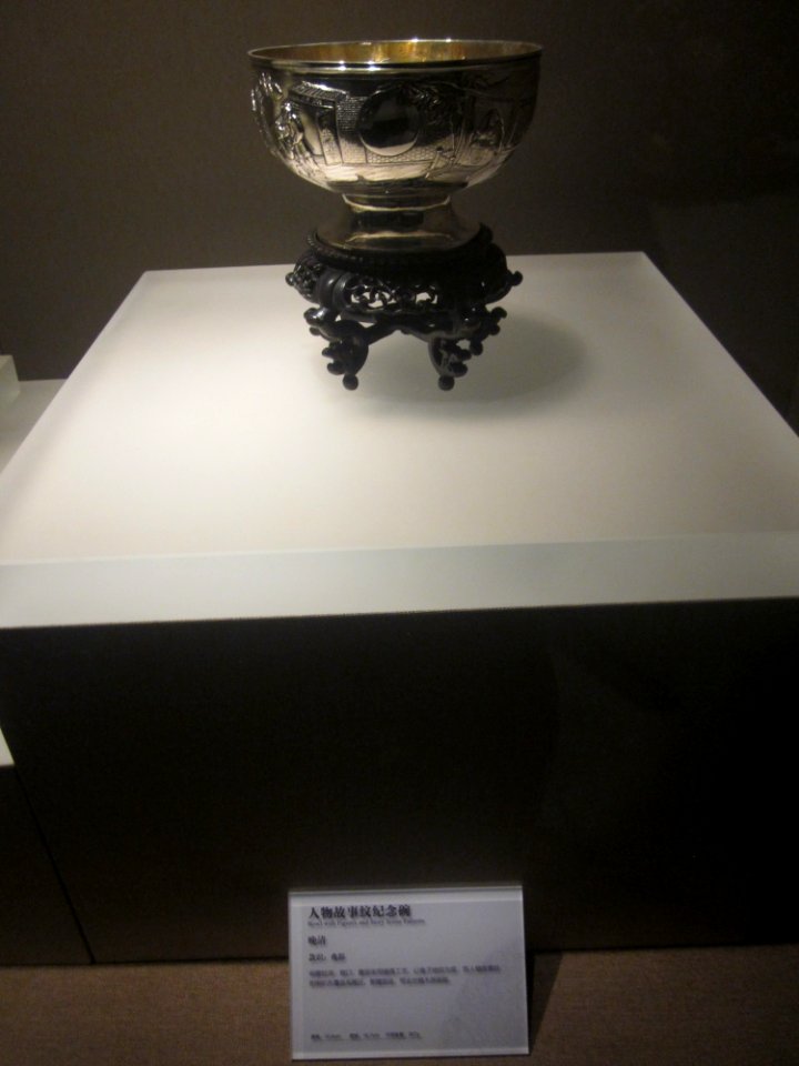 Bowl with Figures and Story Scene Pattern, the late Qing Dynasty, Changsha Museum