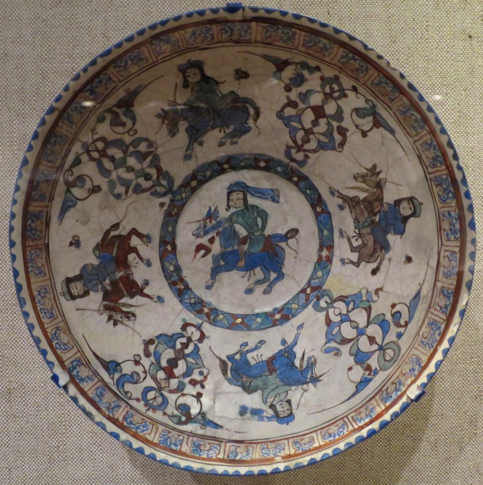 Bowl with horsemen, central Iran, Seljuk period, Cincinnati Art Museum
