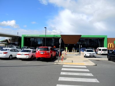 BP Baldivis Southbound service centre on Kwinana Freeway 5