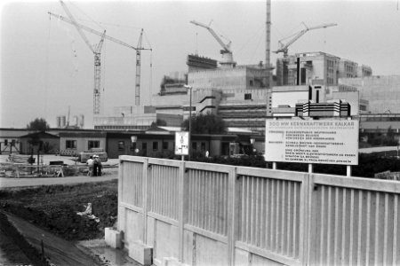 Bouw muur rond kerncentrale Kalkar, Bestanddeelnr 929-3319