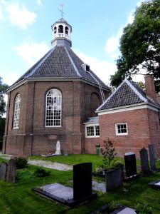 Boven-Leeuwen Rijksmonument 38245 NH-kerkje Waalbandijk 21