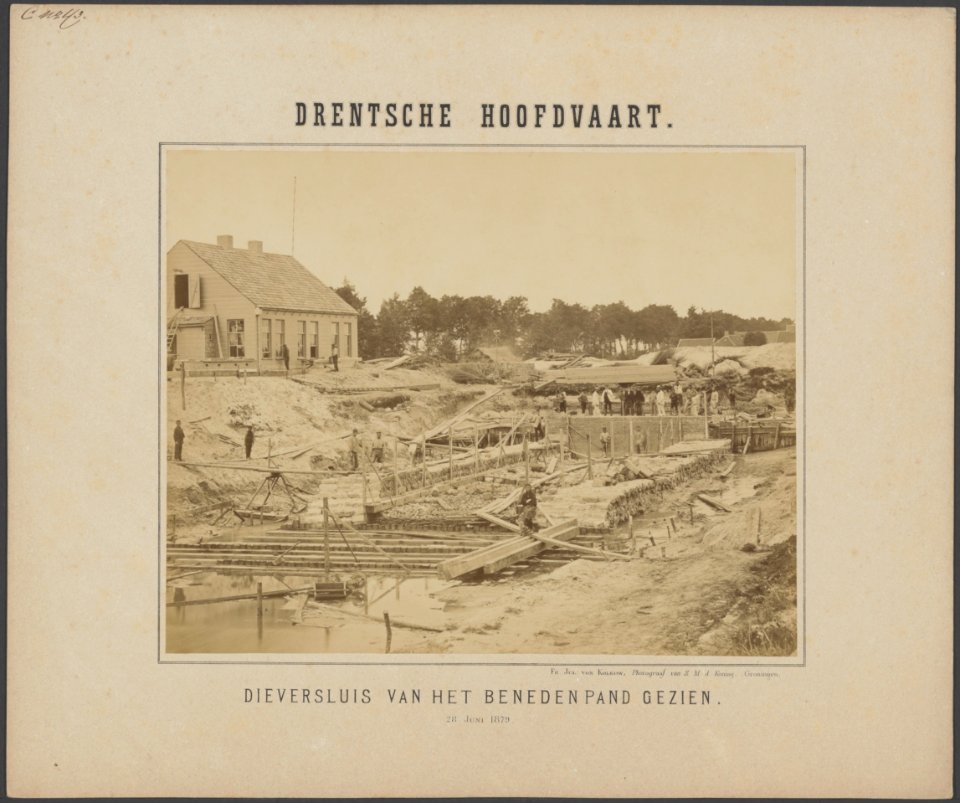Bouw van de Dieversluis, van het benedenpand gezien, Bestanddeelnr 105