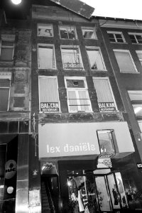 Bovenwoning in Kalverstraat, Amsterdam, verwoest door gasontploffing, Bestanddeelnr 926-0566