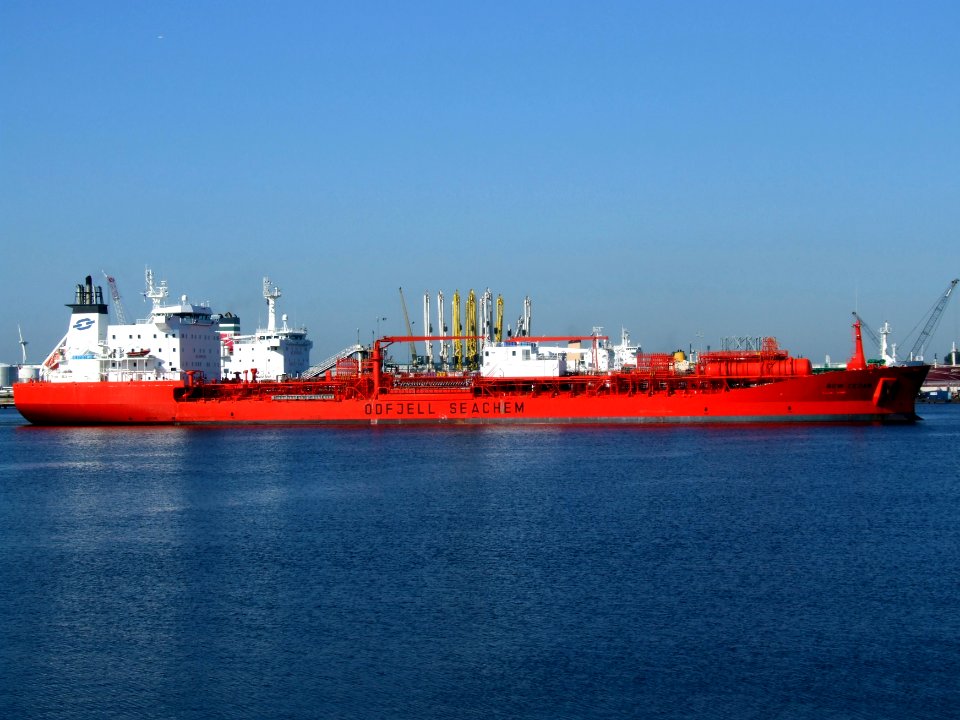 Bow Cedar - IMO 9087013 at the Calland canal, Port of Rotterdam, Holland 10-Sep-2006