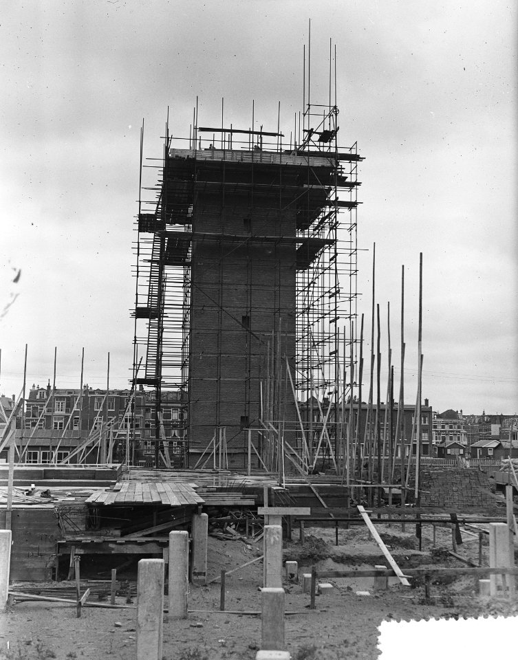 Bouw rk kerk bezuidenhout toren 6 12 50 meter, Bestanddeelnr 906-5217