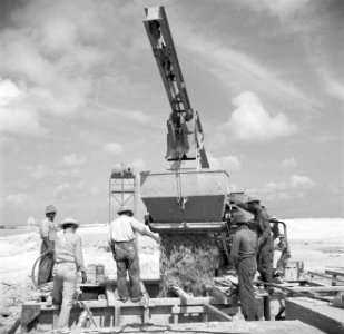 Bouwwerkzaamheden in de haven van Oranjestad op Aruba, Bestanddeelnr 252-7905