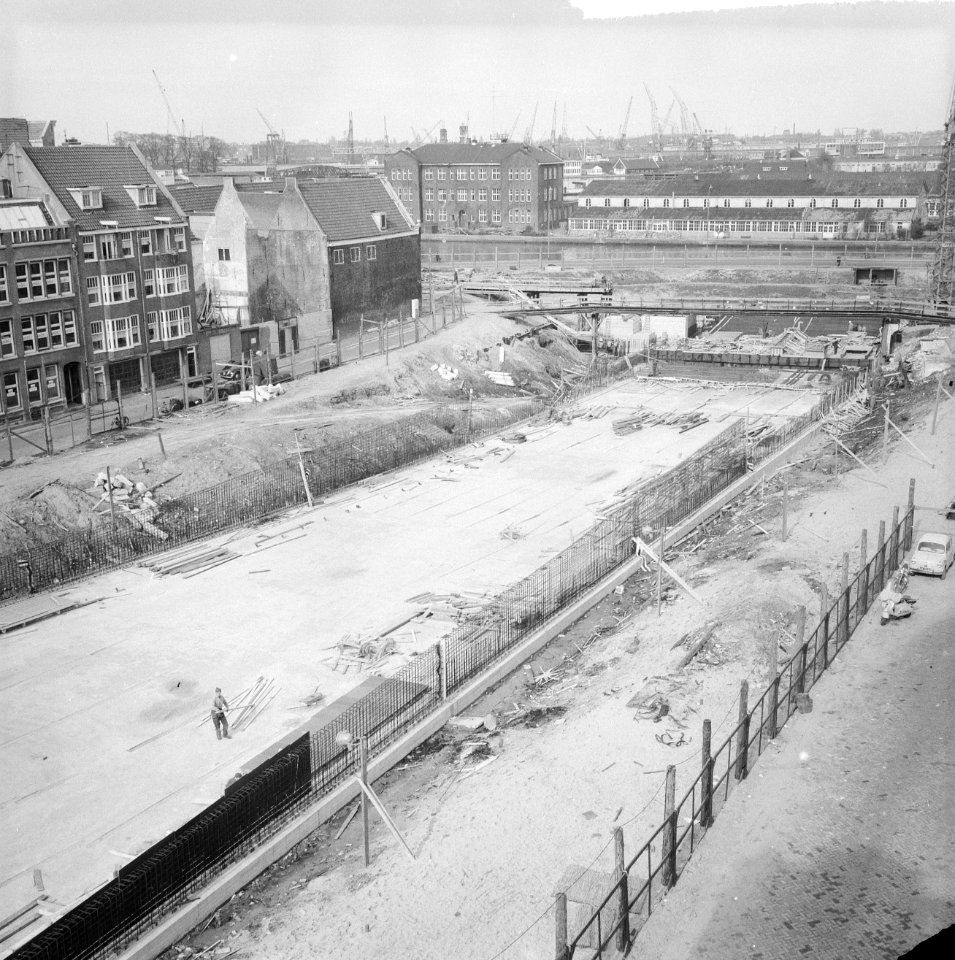 Bouw IJ-tunnel, ingang Fodiestraat waar de ingang is stadszijde, Bestanddeelnr 917-5651