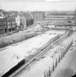 Bouw IJ-tunnel, ingang Fodiestraat waar de ingang is stadszijde, Bestanddeelnr 917-5651