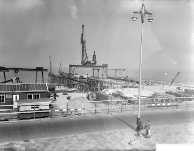 Bouw pier te Scheveningen, Bestanddeelnr 911-1159