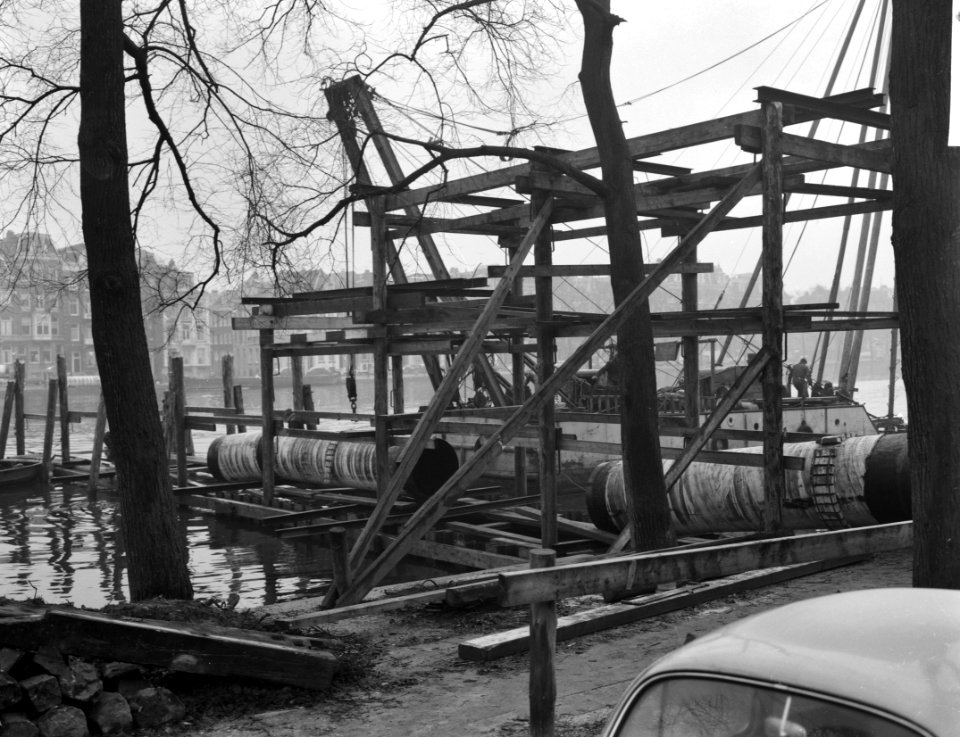 Bouw nieuwe brug in Amstel bij Stadhouderskade, Bestanddeelnr 913-2656