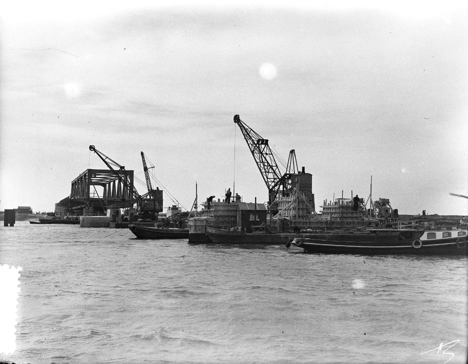 Bouw nieuwe brug over Oude Maas, Bestanddeelnr 906-4006