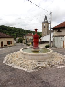 Boviolles (Meuse) fontaine centre-bourg