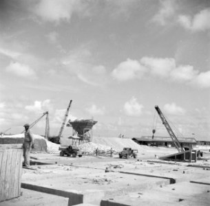 Bouwwerkzaamheden in de haven van Oranjestad op Aruba, Bestanddeelnr 252-7900