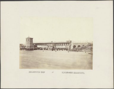 Bovenbouw van een draaibrug, onderdeel van de brug over het Hollandsch diep, Bestanddeelnr 620