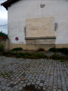 Bron - Le Vinatier - Bas-relief de Jean-Louis Chorel