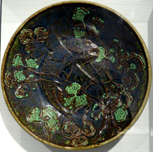 Bowl by Bert Nienhuis, Plateelbakkerij De Distel, Amsterdam, 1904, ceramic - Hessisches Landesmuseum Darmstadt - Darmstadt, Germany - DSC00772