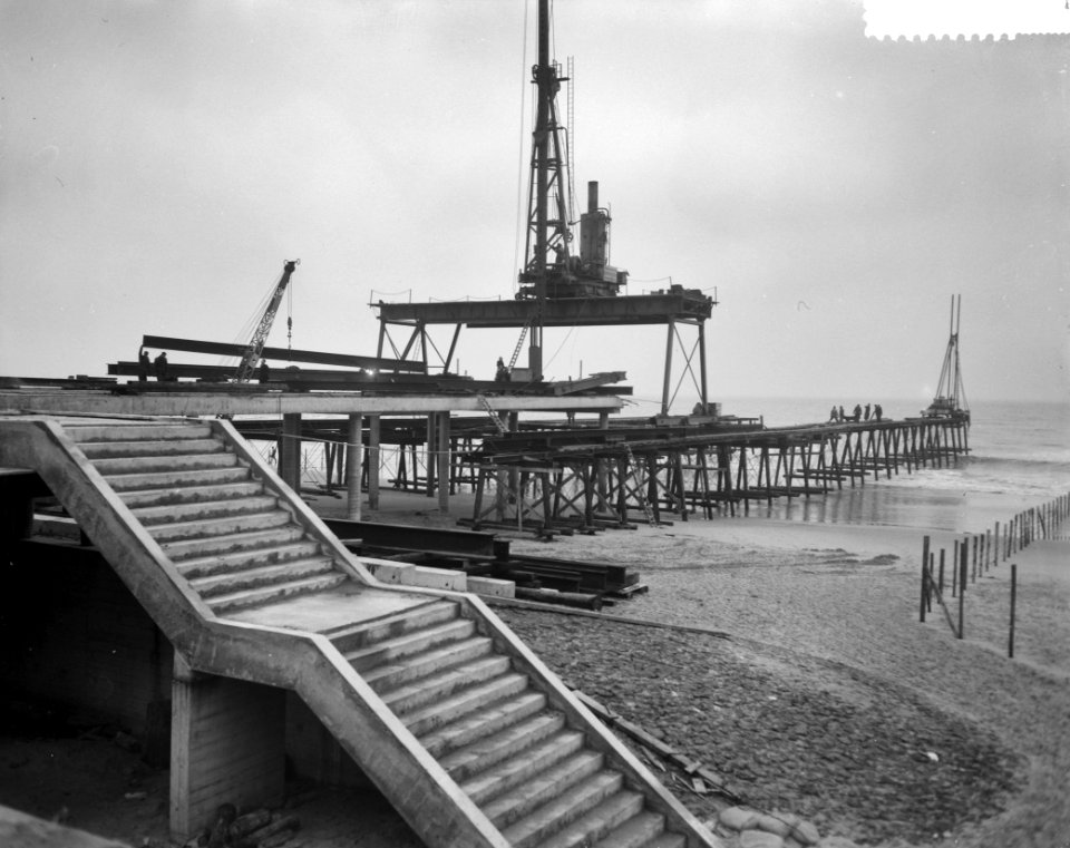 Bouw pier te Scheveningen, Bestanddeelnr 911-0476