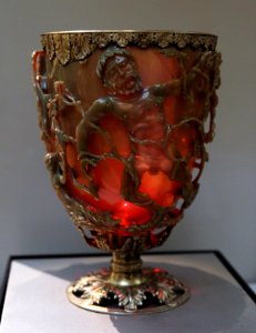 British Museum The Lycurgus Cup 05 15022019 4337