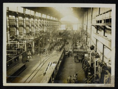 British Railway work in France. A view of one of the shops, Bestanddeelnr 158-1171