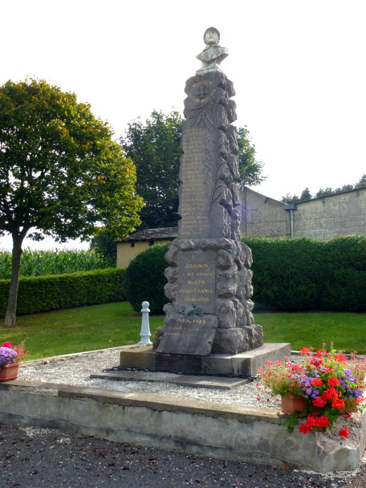 Brognon (Ardennes) monument aux morts