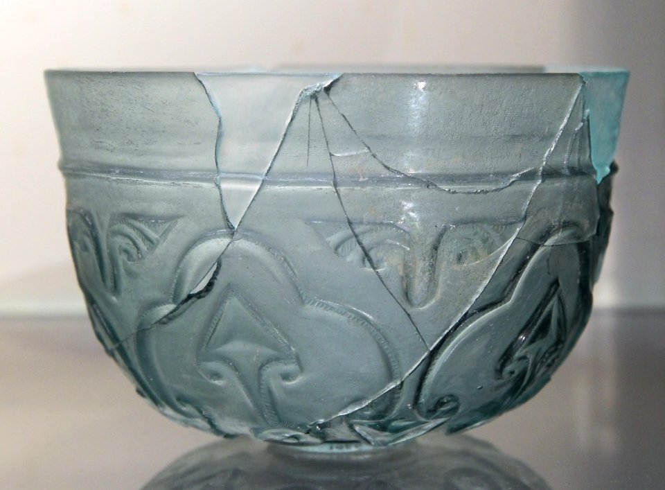 British Museum The Islamic world Bowl Cut glass Nishapur 21022019 7597