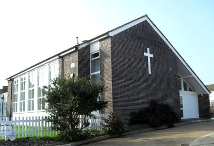Broadway United Church, The Broadway, Hampden Park, Eastbourne (October 2010) (2)